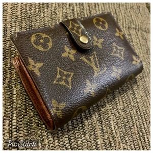 Authentic Louis Vuitton Women’s Vintage Leather Monogram Wallet.